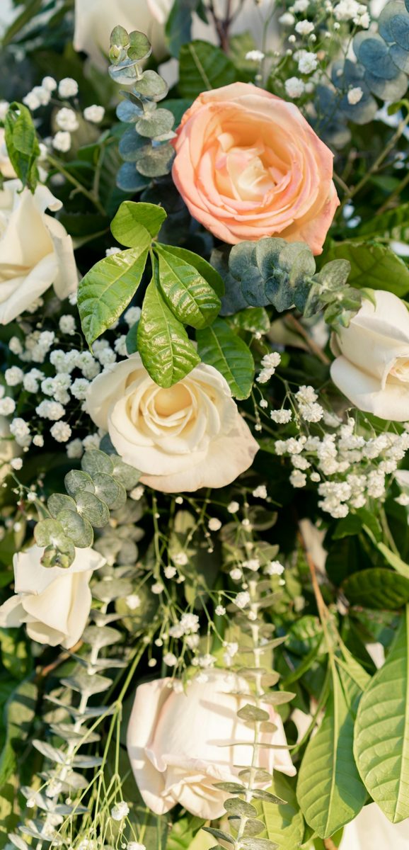 A close up of a bouquet of flowers