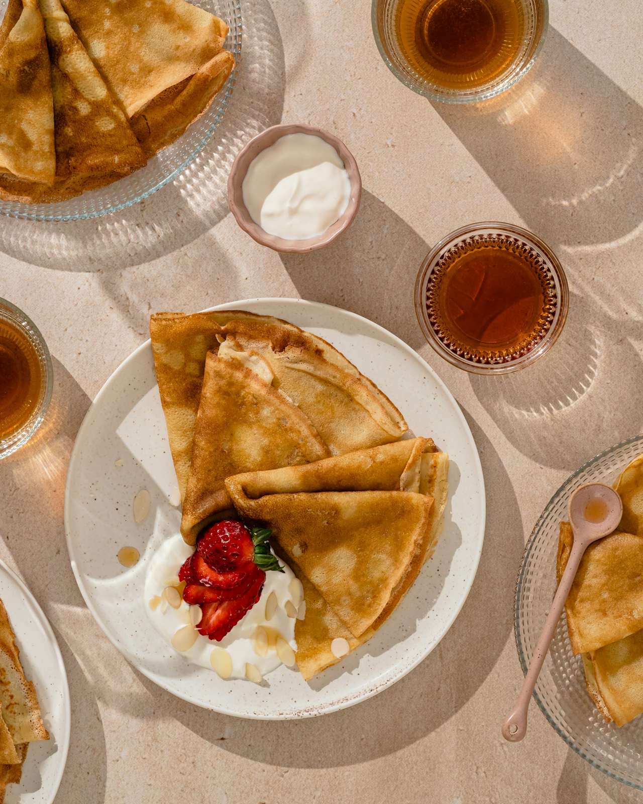 Folded sweet crêpe