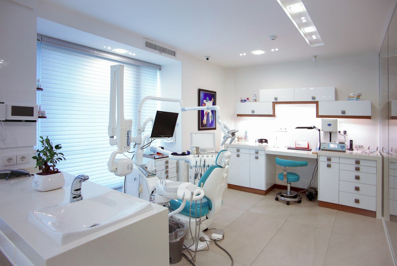 A bright, modern treatment room