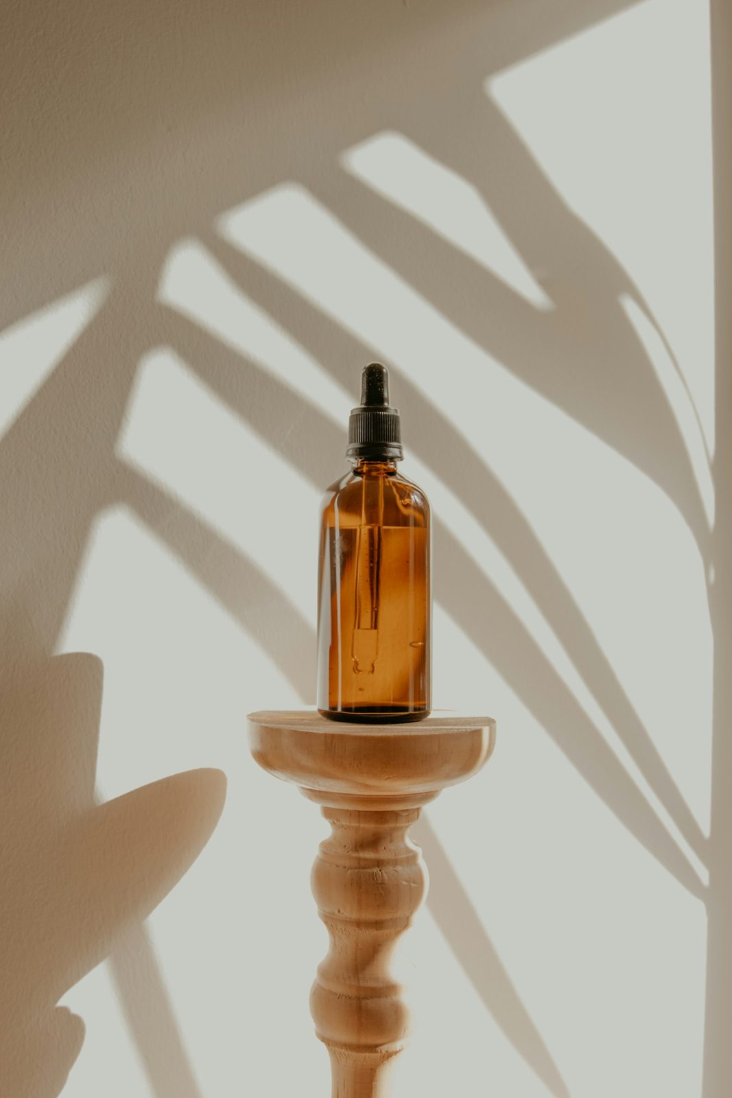 Serum bottle