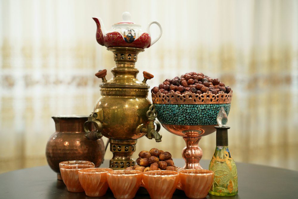 Samovar and tea glasses